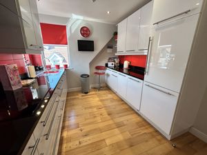 Photo 11- click for photo gallery